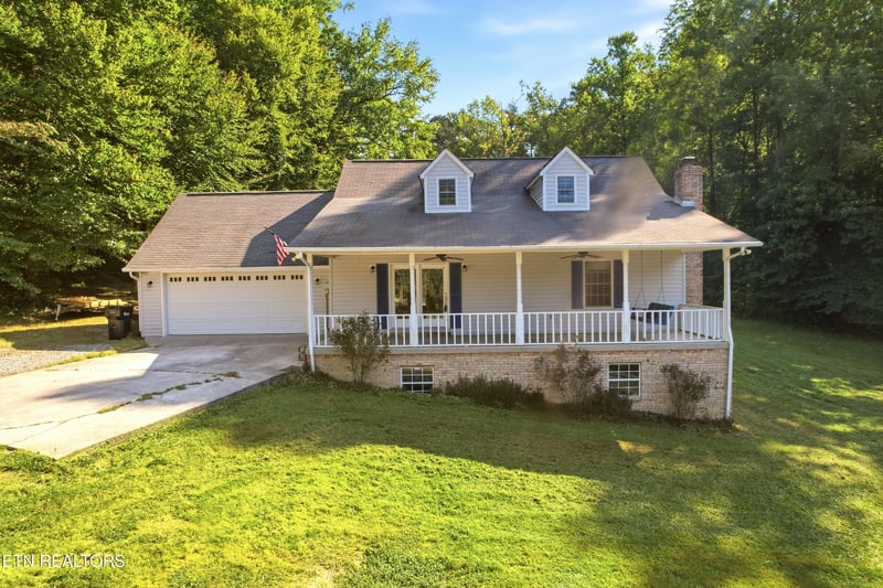923 Marlow Cir, Clinton, TN 37716