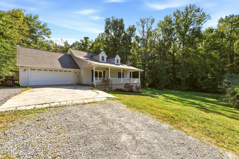 923 Marlow Cir, Clinton, TN 37716