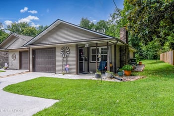 923 S Court St, Maryville, TN 37803