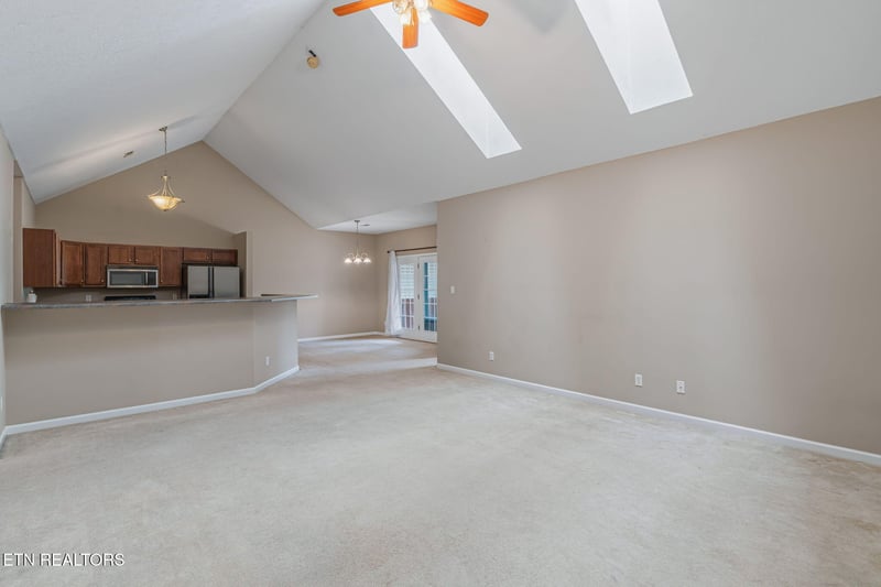 923 Webster Groves Ln, Knoxville, TN 37909