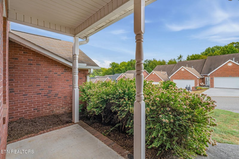 923 Webster Groves Ln, Knoxville, TN 37909