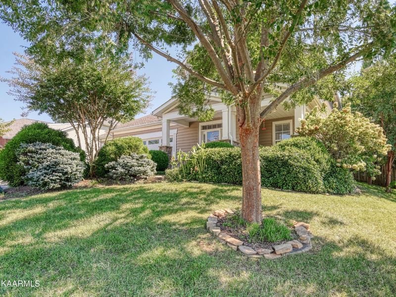 924 Clover Fields Ln, Knoxville, TN 37932