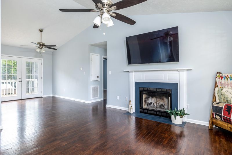 924 Eagle Den Dr, Seymour, TN 37865