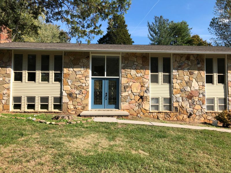 924 Kevin Rd, Knoxville, TN 37923