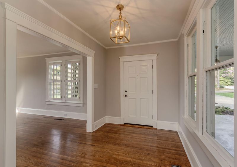 924 Southgate Rd, Knoxville, TN 37919