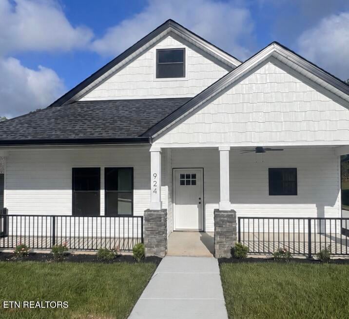 924 Stratford Ave, Sweetwater, TN 37874