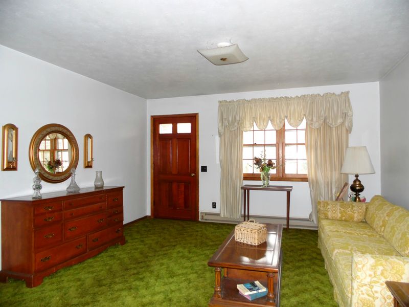 925 Main St, Jacksboro, TN 37757