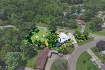 9256 Cherokee Tr, Crossville, TN 38572