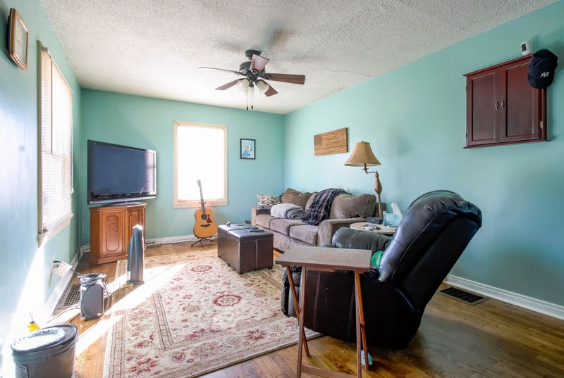 926 E Moody Ave, Knoxville, TN 37920