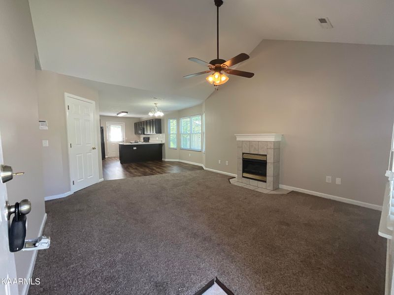 926 Middlebrook Ct, Sevierville, TN 37862