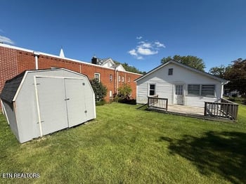 926 W Walden St, Lafollette, TN 37766