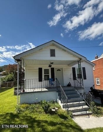 926 W Walden St, Lafollette, TN 37766