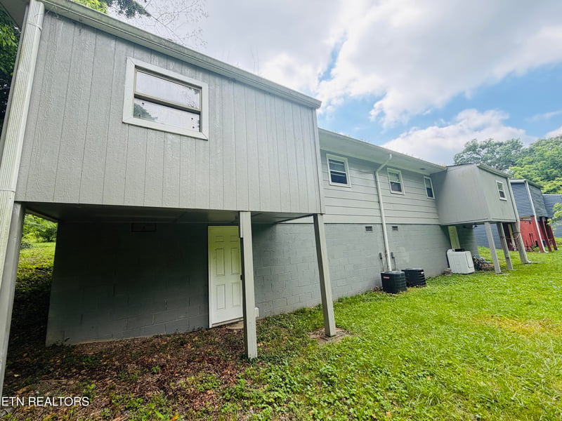 927 Biddle St, Knoxville, TN 37914