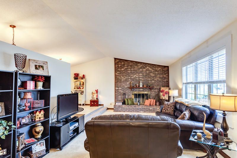 927 Oxford Hills Dr, Maryville, TN 37803