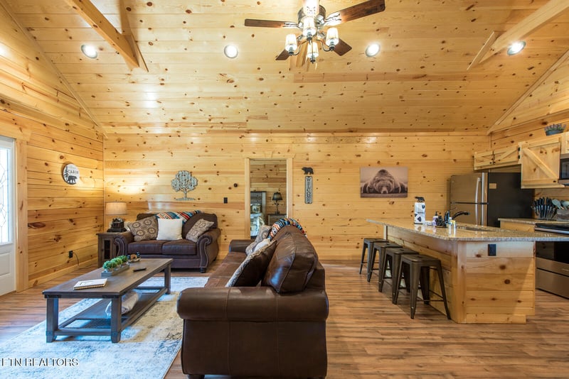 927 Statham Way #2, Gatlinburg, TN 37738