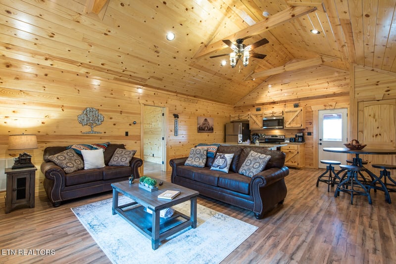927 Statham Way #2, Gatlinburg, TN 37738