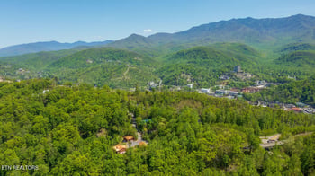 927 Statham Way #2, Gatlinburg, TN 37738