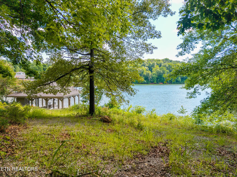 927 Windridge Rd, Friendsville, TN 37737