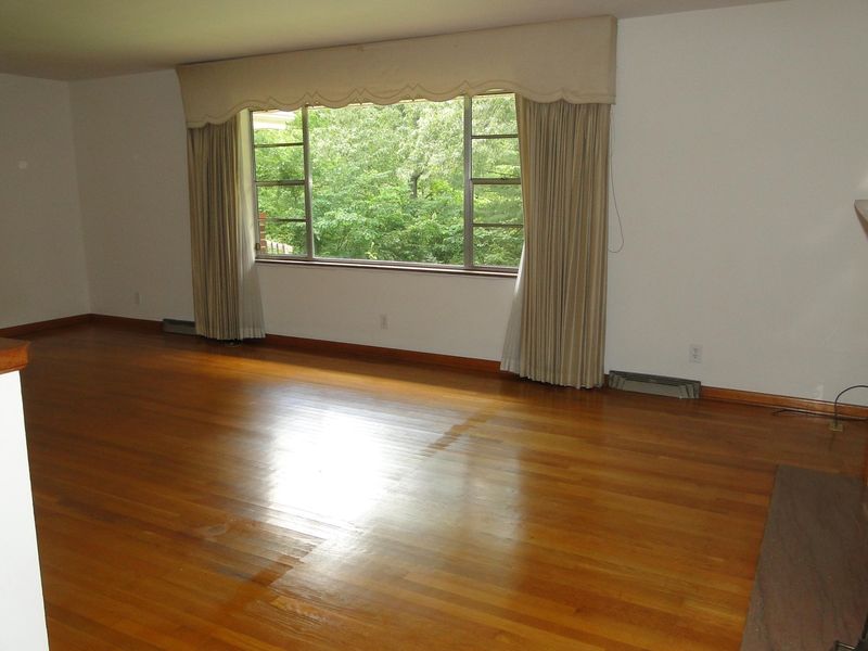 928 S Main St, Rocky Top, TN 37769
