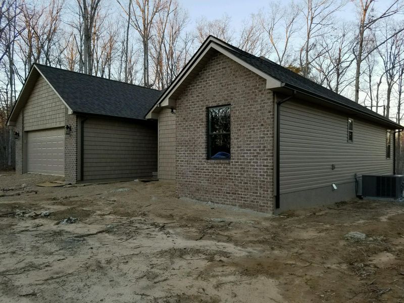 928 Summerwind Dr, Crossville, TN 38571