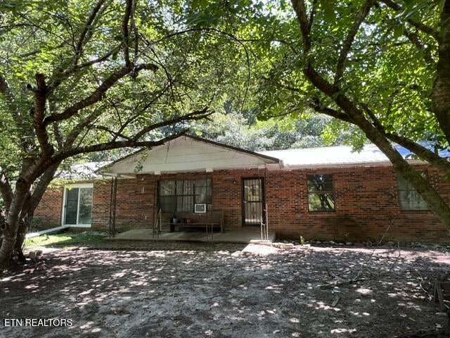 929 Alder Branch Rd, Sevierville, TN 37876