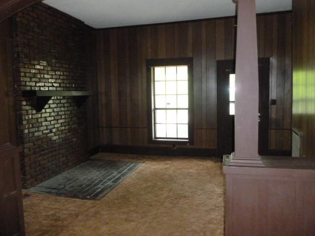 929 Benson Dr, Etowah, TN 37331
