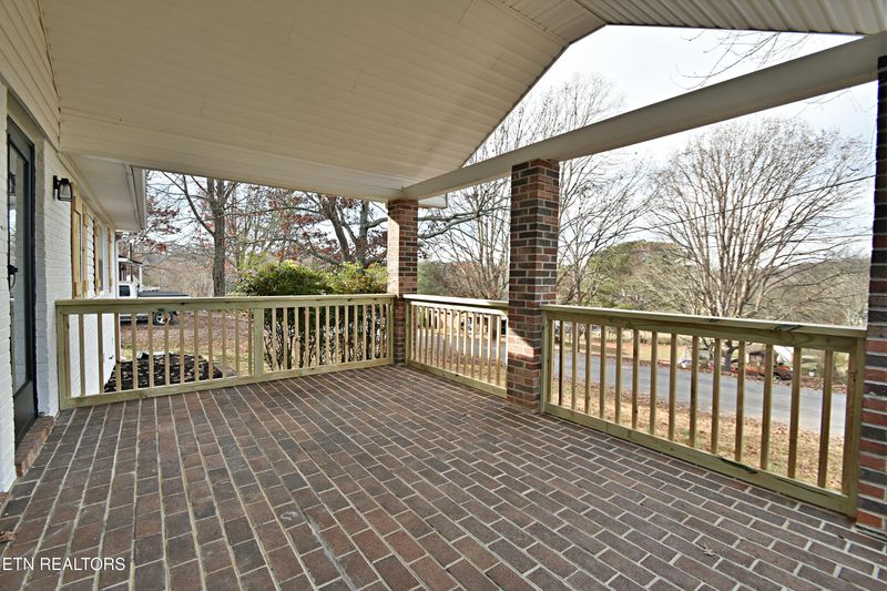 929 Highland Ave, Loudon, TN 37774