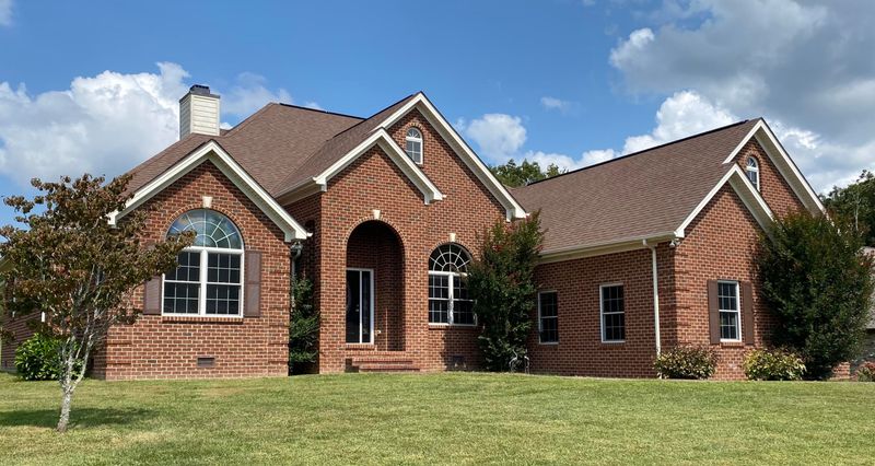 93 Tomlon Rd, Crossville, TN 38555