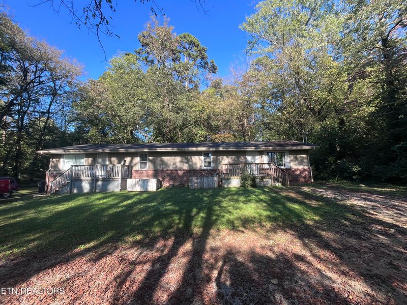 930 James Rd, Knoxville, TN 37914