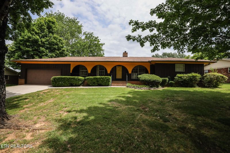 930 Radnor Rd, Maryville, TN 37804