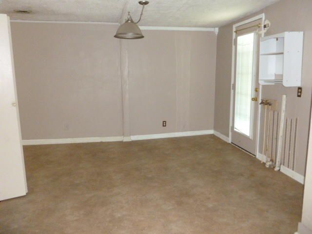 930 Washington Ave, Etowah, TN 37331