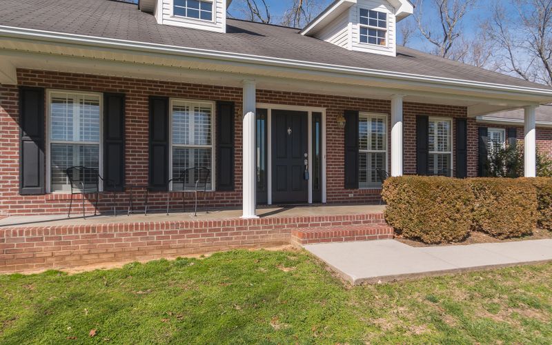 9303 Cameron Rd, Mascot, TN 37806