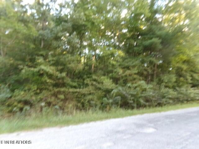 9304 Hondo Dr, Crossville, TN 38572