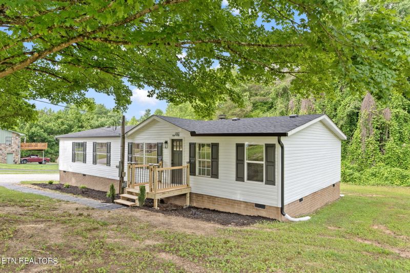 9307 Pedigo Rd, Powell, TN 37849