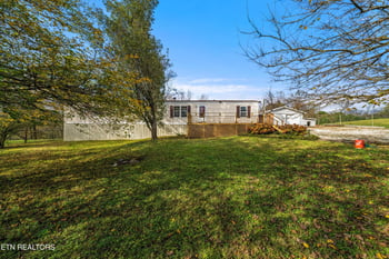 9309 Number Four Dr, Mascot, TN 37806