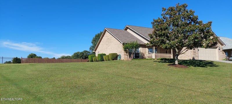 931 Mercer Dr, Maryville, TN 37801