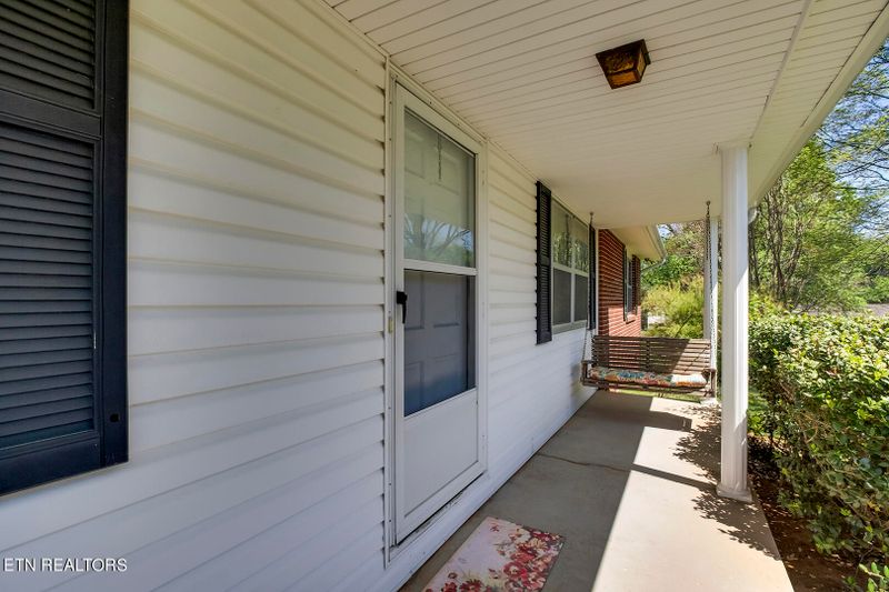9312 Carlton Cir, Knoxville, TN 37922