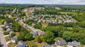 9316 Sway Branch Ln, Knoxville, TN 37922
