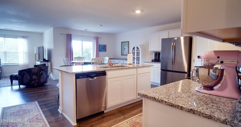 932 Blue Jay Way, Morristown, TN 37813