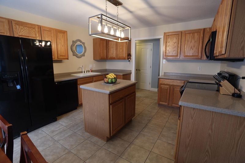932 Elsborn Ridge Rd, Maryville, TN 37801