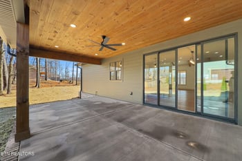 932 Herbert Dr, Greenback, TN 37742