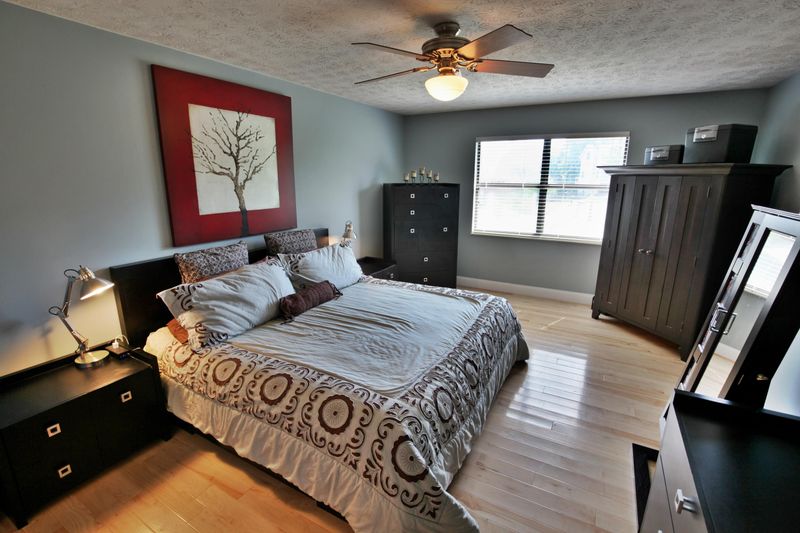 932 Tree Trunk Rd #2, Knoxville, TN 37934