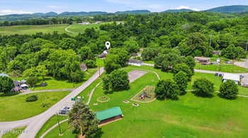 9320 Mascot Rd, Mascot, TN 37806