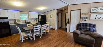 9321 E Emory Rd, Corryton, TN 37721