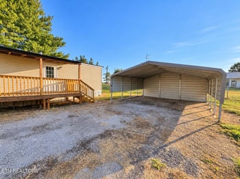 9326 Davis Dr, Corryton, TN 37721