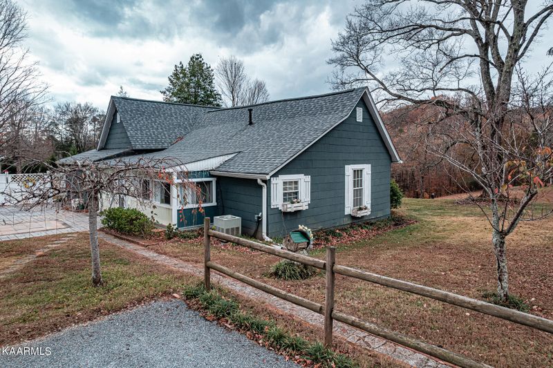 933 Long Mill Road Rd, Athens, TN 37303