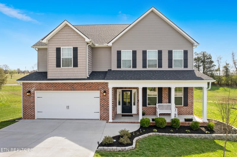 9336 Gabrielle Rd, Strawberry Plains, TN 37871