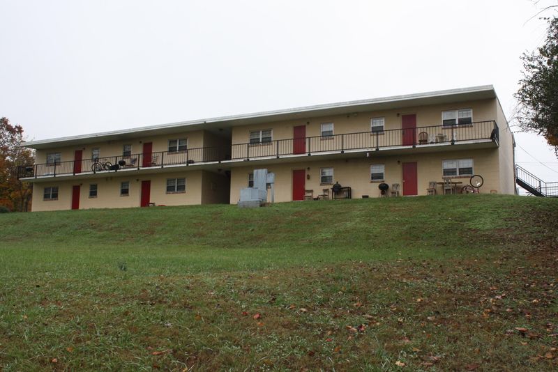 934 Carding Machine Rd, Loudon, TN 37774