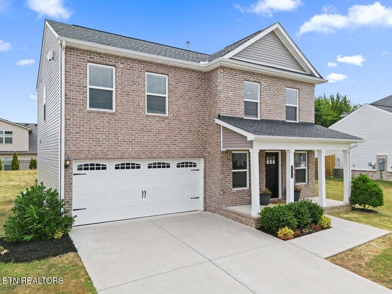 934 Spring Creek St, Maryville, TN 37801