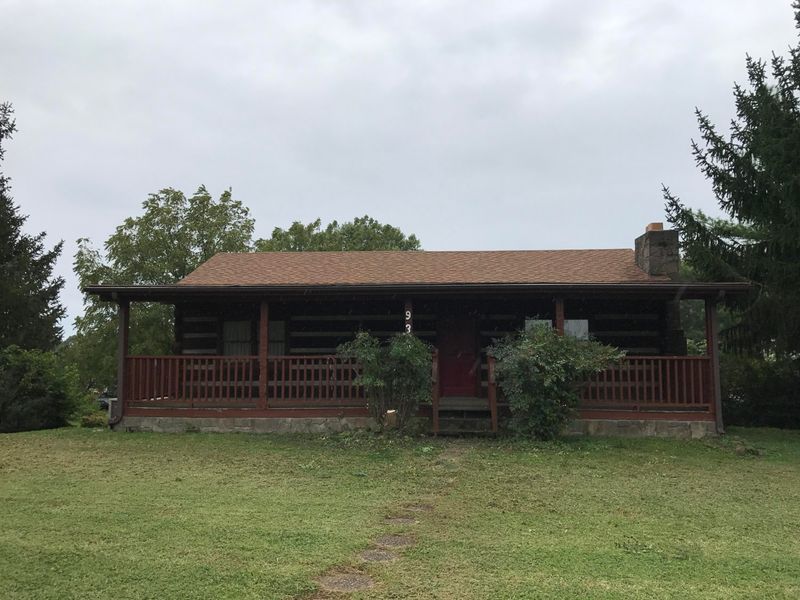 935 Parkview Pl, Alcoa, TN 37701